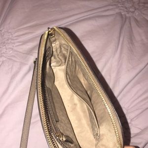 Michael Kors Bags - Michael Kors Dome Cindy Crossbody Purse Michael Kors Bags - Michael Kors Dome Cindy Crossbody Purse
